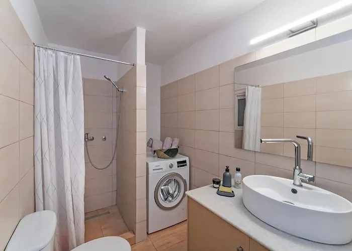 Апартаменты 'core' Modern Living Apartment, Rhodes Center Родос